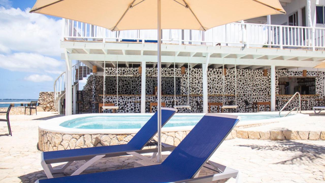 Begona Cliff Hotel เนกริล ภายนอก รูปภาพ