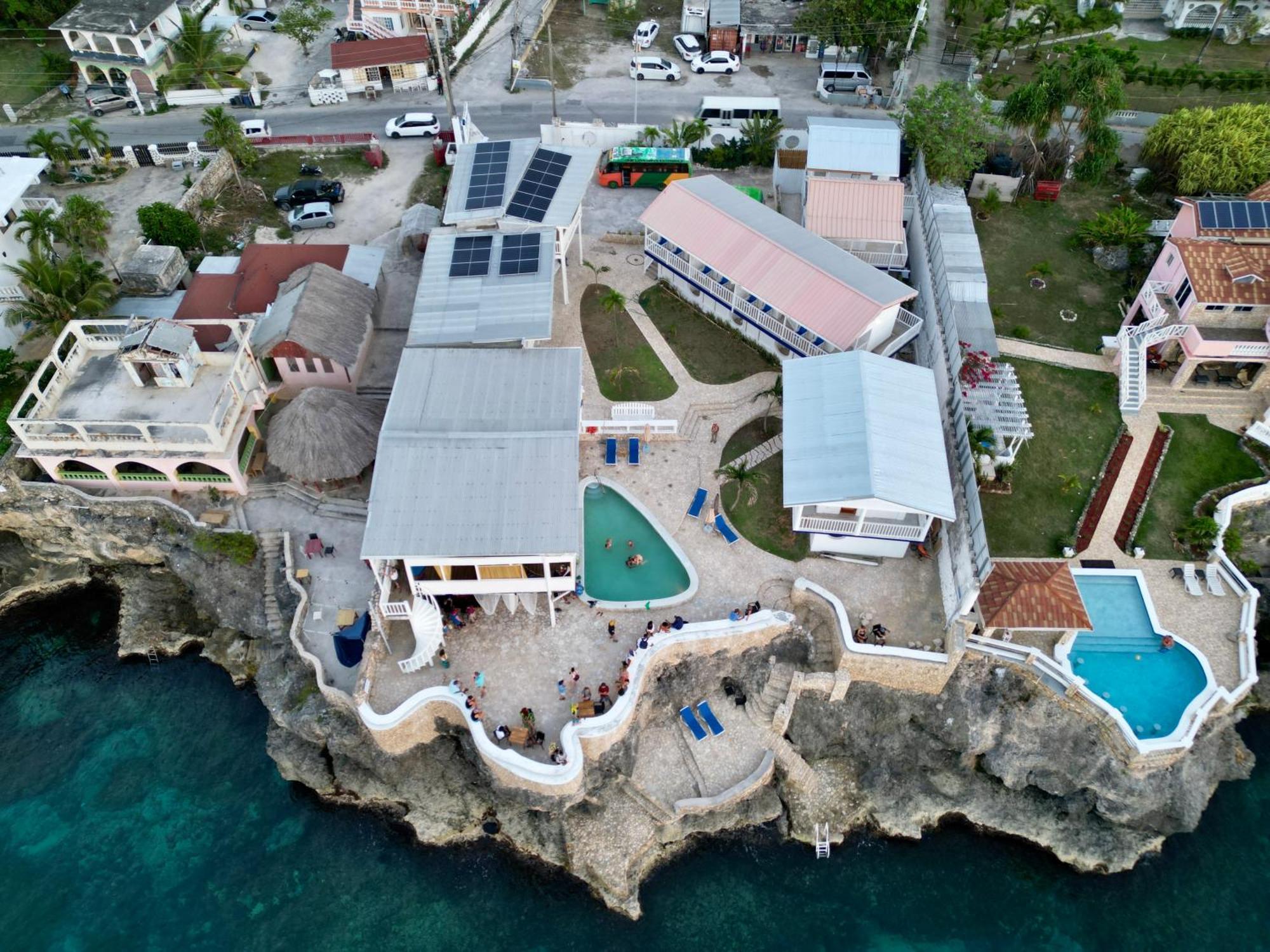 Begona Cliff Hotel เนกริล ภายนอก รูปภาพ